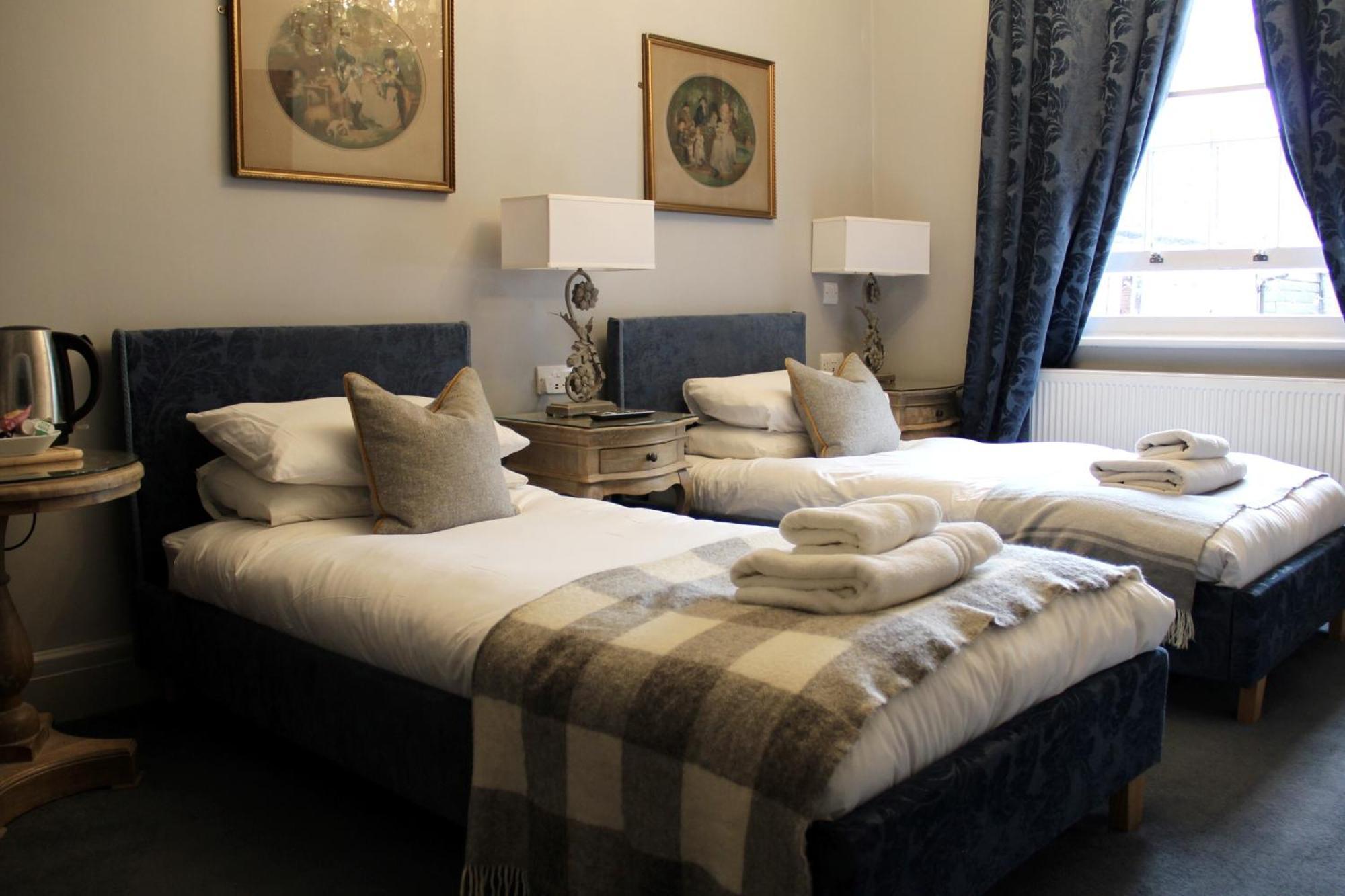Blue Boar Hotel 莫尔登 客房 照片
