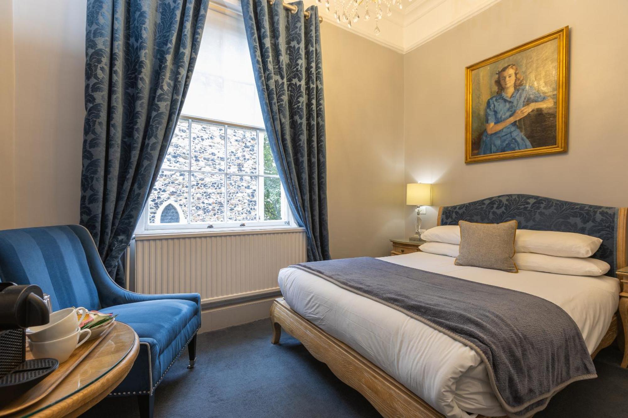 Blue Boar Hotel 莫尔登 外观 照片